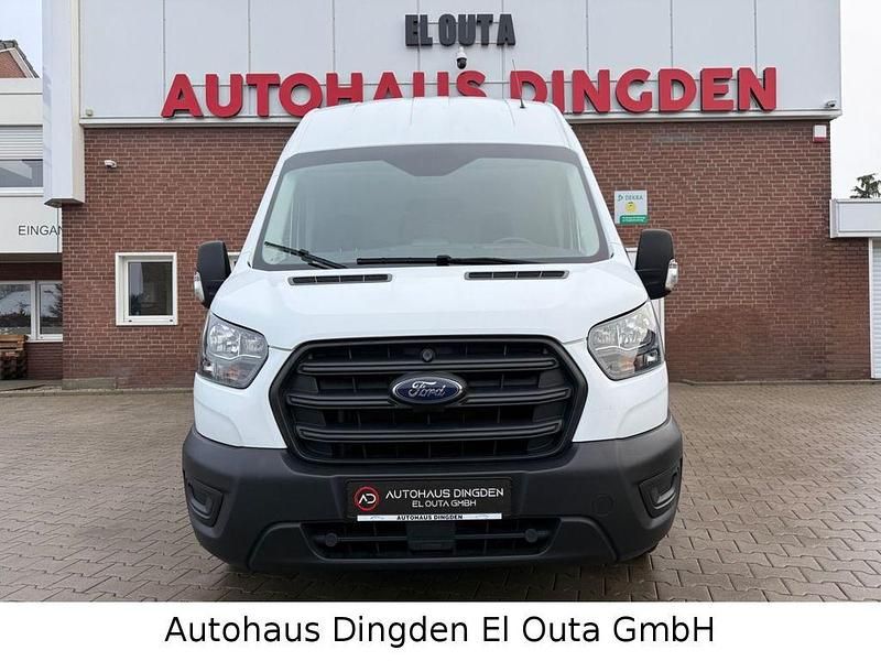 Gebraucht Ford Transit Trend 131 PS (96 kW) 2022 Weiß Van / Kleinbus