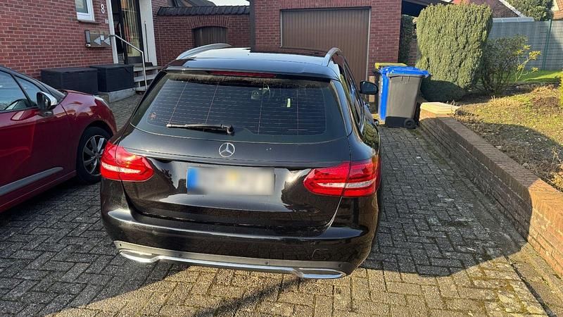 Gebraucht Mercedes 200 136 PS (100 kW) 2015 Schwarz Kombi