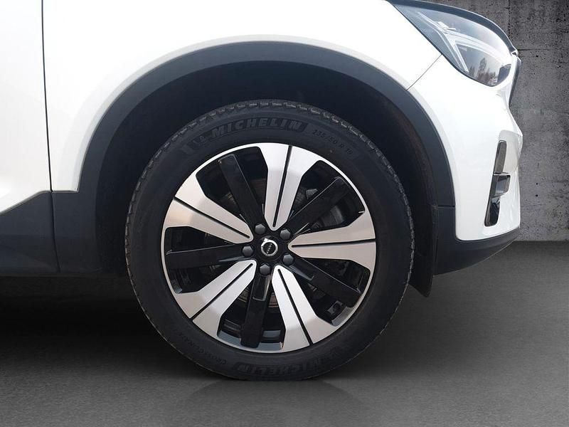 Gebraucht Volvo XC40 Plus 179 PS (131 kW) 2022 Weiß SUV