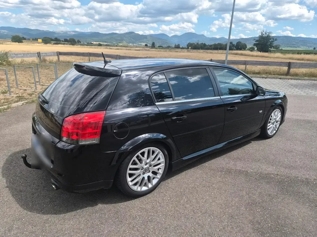Gebraucht Opel Signum OPC 175 PS (128 kW) 2007 Schwarz Kleinwagen