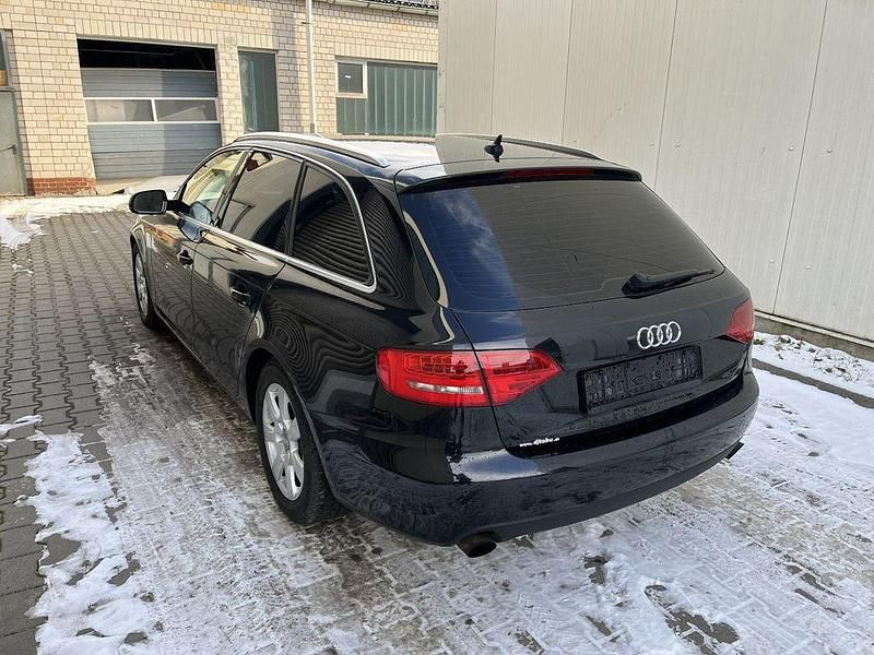 Gebraucht Audi A4 Ambiente 211 PS (155 kW) 2011 Schwarz Kombi