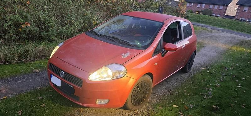 Orange Gebraucht 2005 Fiat Grande Punto Kleinwagen | 950 € (Guter Preis) - Bild 1/4