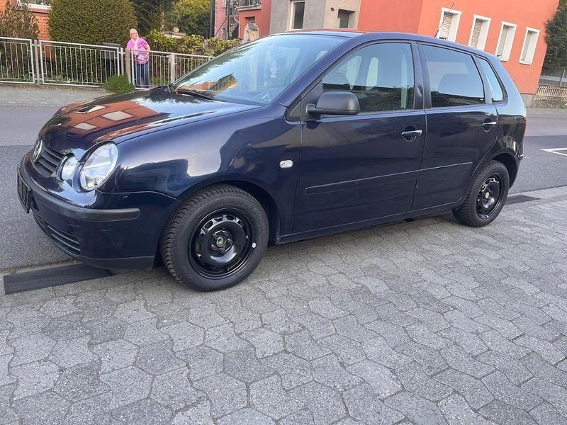 Brugt VW Polo Basis 64 HK (47 kW) 2003 Blå Sedan