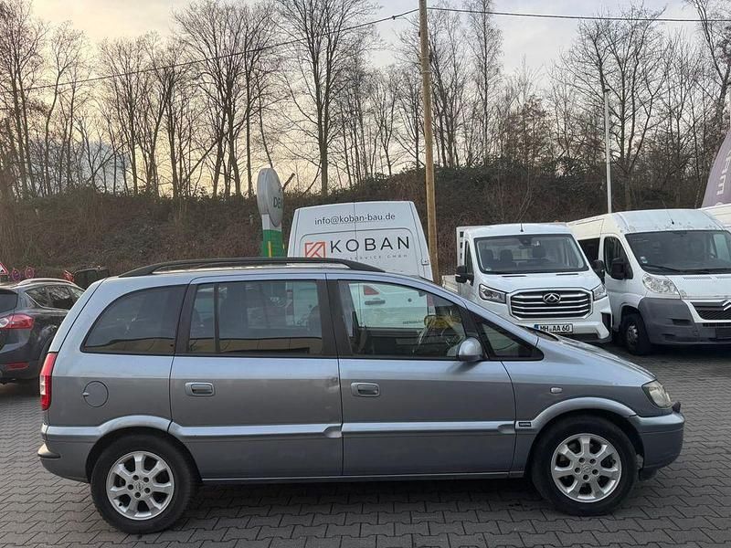 Gebraucht Opel Zafira Elegance 125 PS (91 kW) 2004 Grau Van / Kleinbus