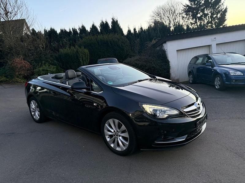 Gebraucht Opel Cascada Active 140 PS (102 kW) 2016 Schwarz Cabrio