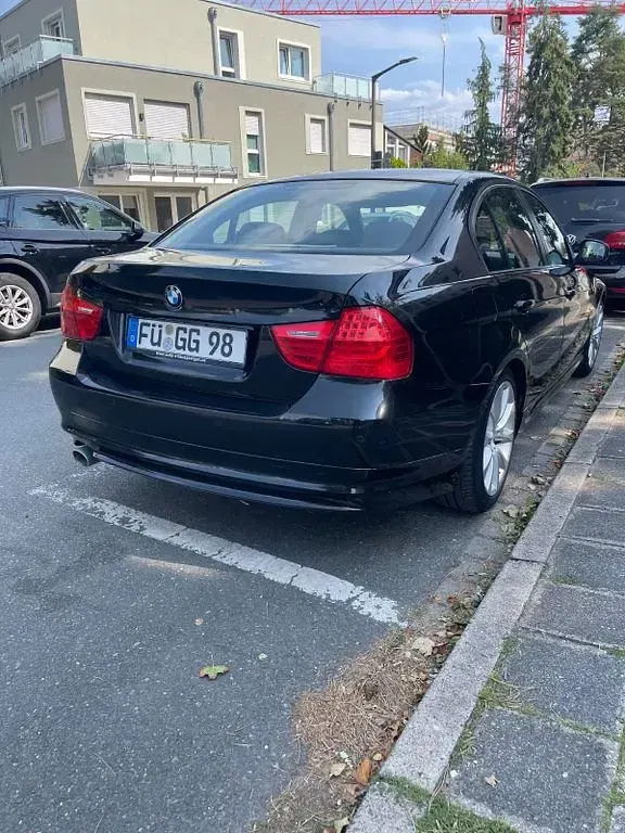 Gebraucht BMW 320 Performance 177 PS (130 kW) 2009 Schwarz Limousine
