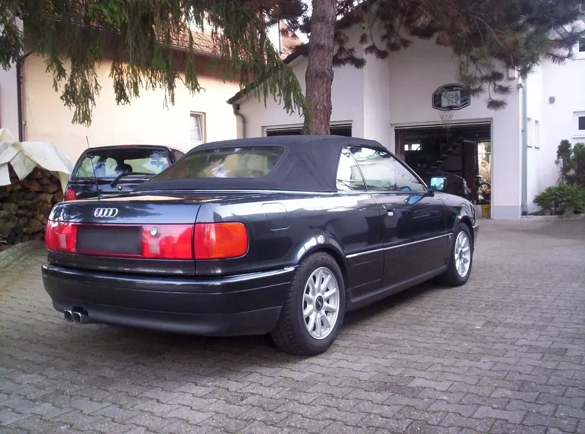 Gebraucht Audi Cabriolet 150 PS (110 kW) 1994 Schwarz Cabrio