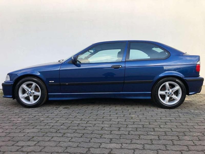 Gebraucht BMW 316 105 PS (77 kW) 1999 M3 avusblau Limousine
