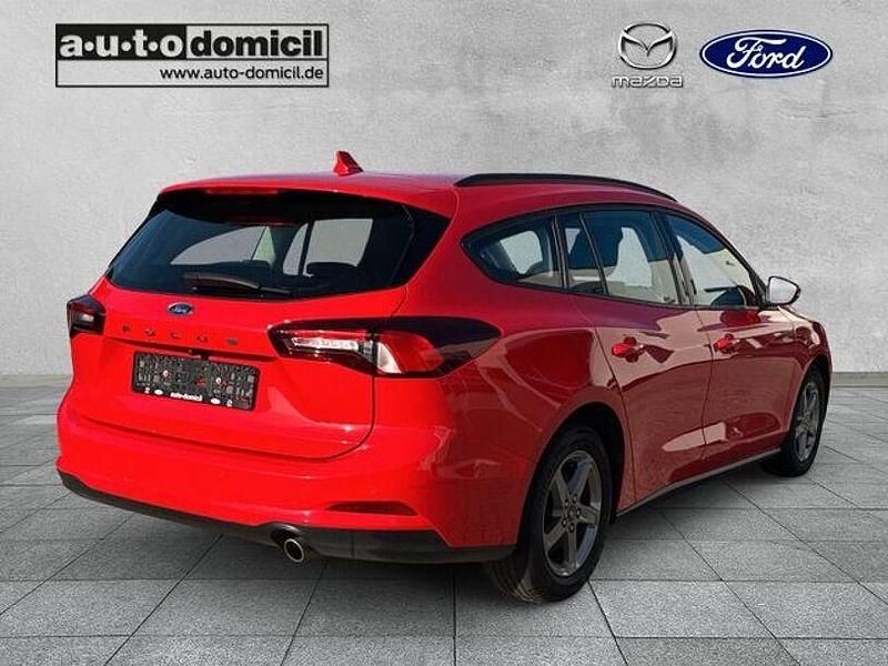 Gebraucht Ford Focus Cool & Connect 120 PS (88 kW) 2022 Rot Kombi