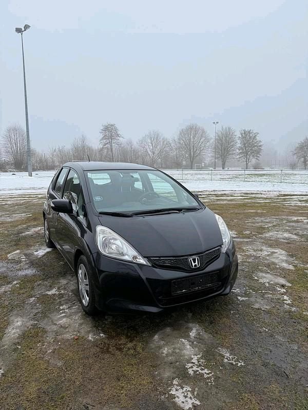 Gebraucht Honda Jazz Trend 99 PS (72 kW) 2011 Schwarz Kleinwagen