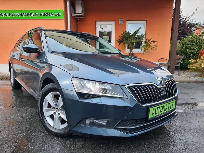 Grau Gebraucht 2019 Skoda Superb Ambition Kombi | 18.950 € (Guter Preis) - Bild 1/4