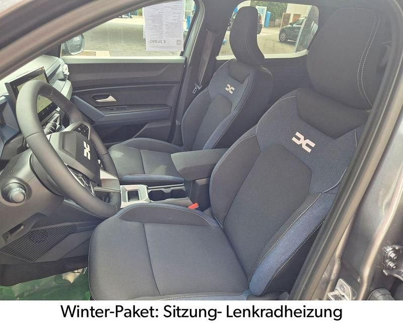 Neu Dacia Duster Journey 131 PS (96 kW) 2025 Terracottabraun SUV