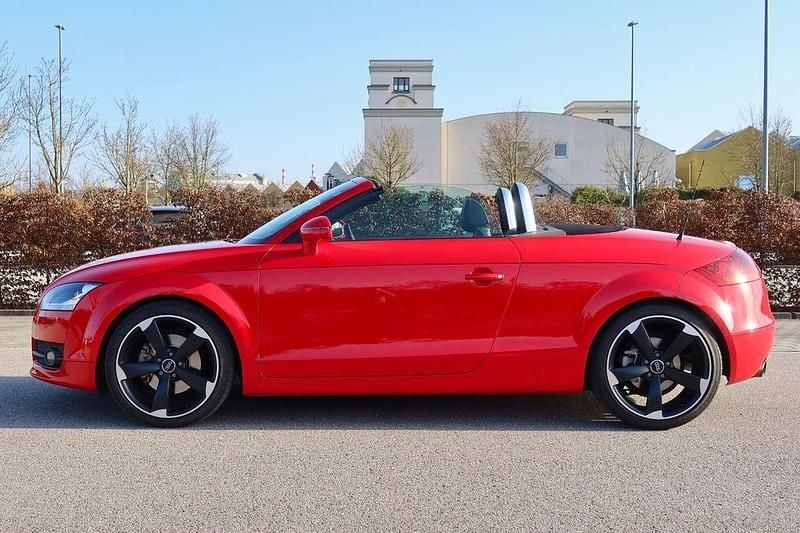 Gebraucht Audi TT Roadster Design 200 PS (147 kW) 2008 Rot Cabrio