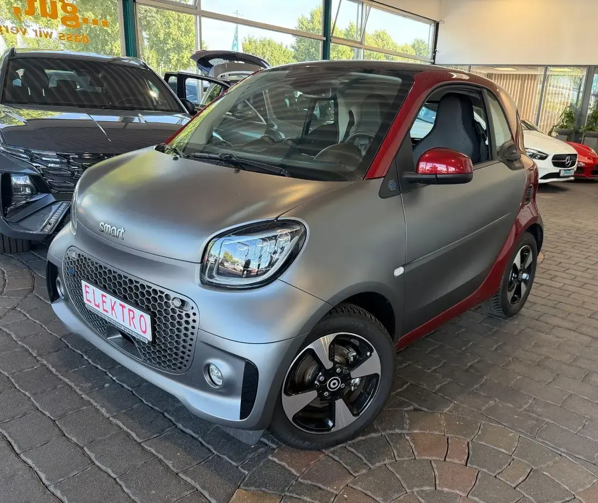 Gebraucht Smart ForTwo Coupé Exclusive 60 kW (82 PS) 2024 Grau Kleinwagen