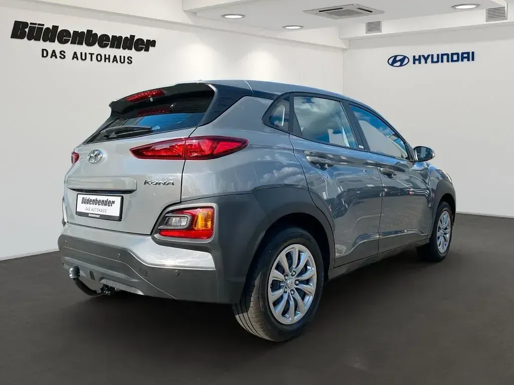 Gebraucht Hyundai Kona Pure 120 PS (88 kW) 2020 Grau SUV