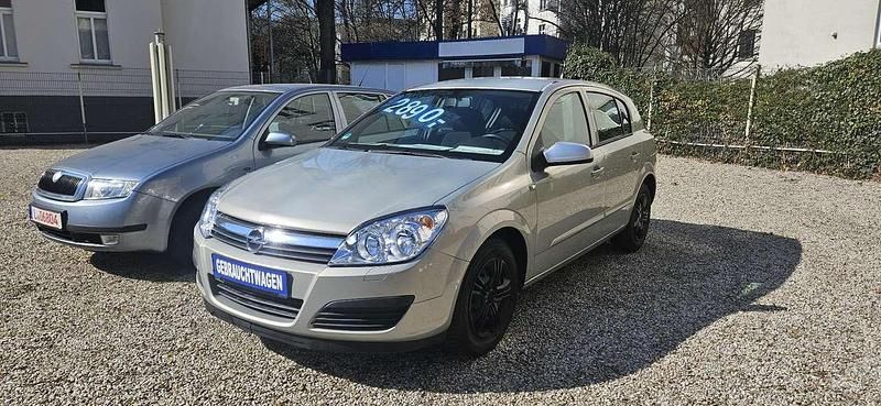 Pannacotta m2 Gebraucht 2006 Opel Astra Cosmo Limousine | 2.690 € (Etwas zu teuer) - Bild 1/4