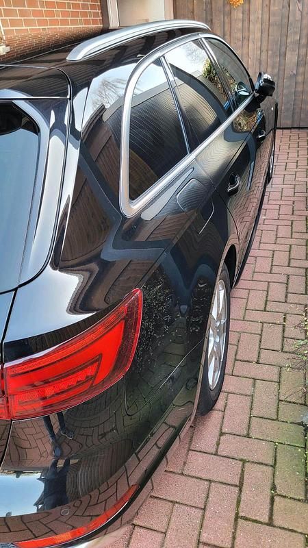 Gebraucht Audi A4 S-Line 150 PS (110 kW) 2019 Schwarz Kombi