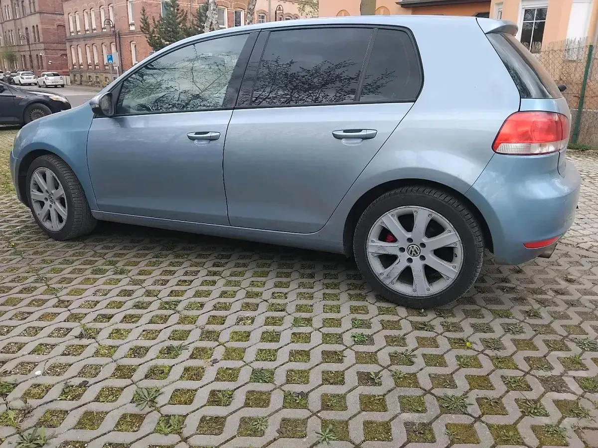 Gebraucht VW Golf VI 122 PS (89 kW) 2009 Kleinwagen
