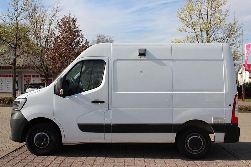 Gebraucht Renault Master 136 PS (100 kW) 2022 Weiß Van / Kleinbus