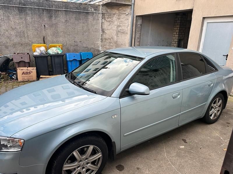 Gebraucht Audi A4 133 PS (97 kW) 2005 Limousine