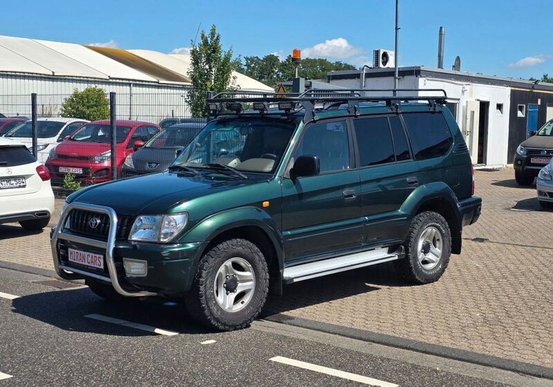 Grün Gebraucht 2001 Toyota Land Cruiser SUV | 7.999 € - Bild 1/4