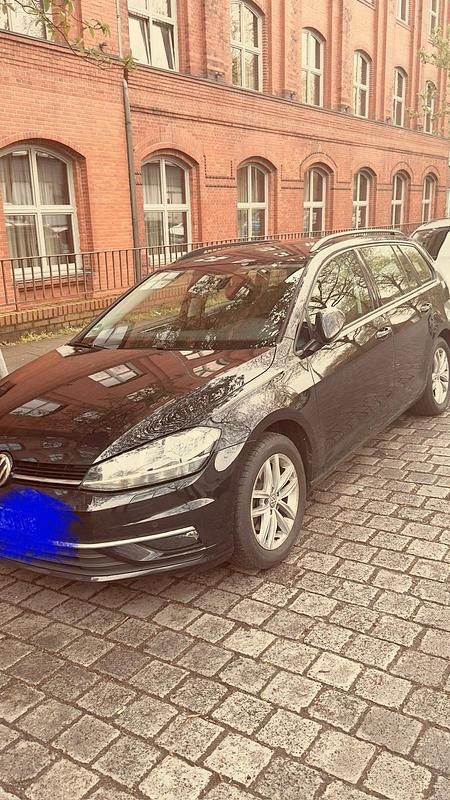 Schwarz Gebraucht 2019 VW Golf VII Kombi | 10.500 € (Fairer Preis) - Bild 1/4