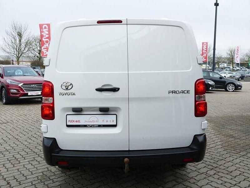 Gebraucht Toyota Proace 144 PS (105 kW) 2022 Weiß Van / Kleinbus