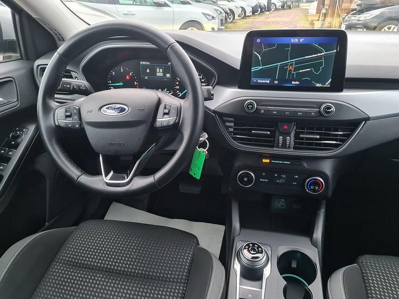Gebraucht Ford Focus 120 PS (88 kW) 2022 Silber Kombi