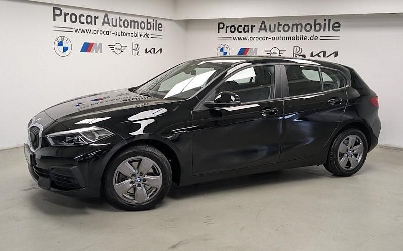Gebraucht BMW 118 Advantage 136 PS (100 kW) 2023 Schwarz Kleinwagen