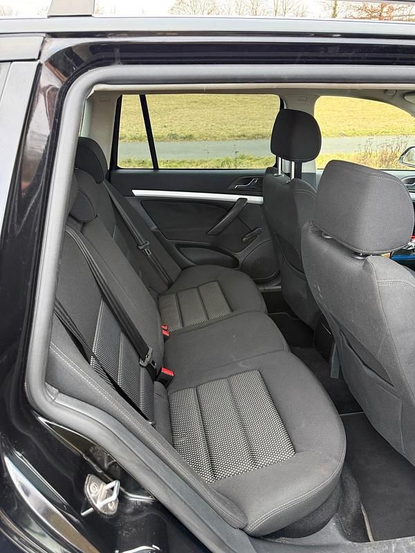 Gebraucht Skoda Octavia 101 PS (74 kW) 2009 Schwarz Kombi