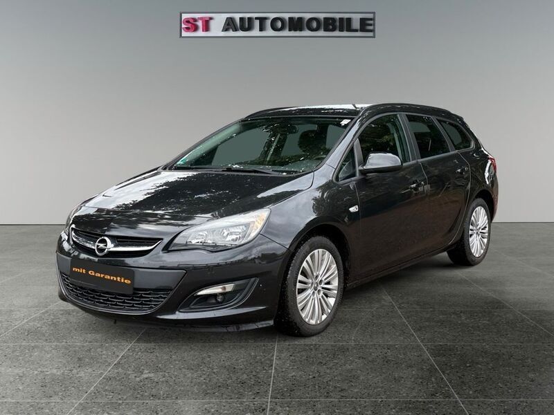 Karbonschw graphitschw midnigh Gebraucht 2015 Opel Astra Edition Kombi | 8.490 € (Superpreis) - Bild 1/4