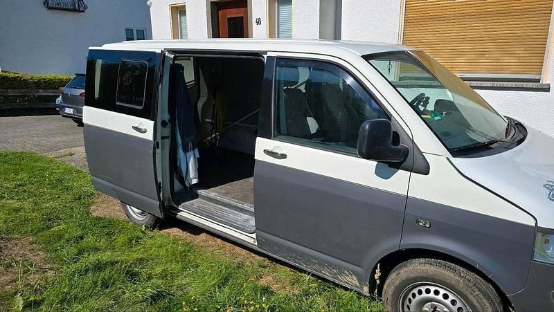 Weiß Gebraucht 2007 VW T5 Van | 6.599 € (Fairer Preis) - Bild 1/4