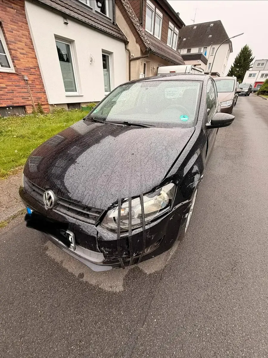 Gebraucht VW Polo 60 PS (44 kW) 2010 Schwarz Kleinwagen