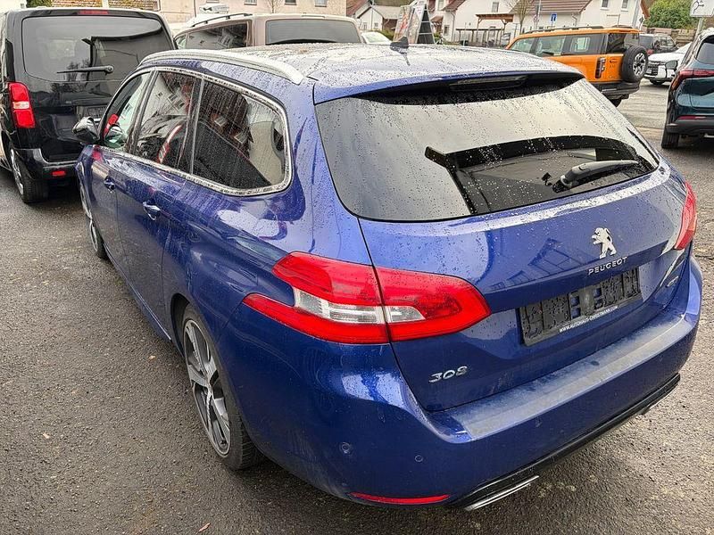 Gebraucht Peugeot 308 SW GT 179 PS (131 kW) 2016 Bleu magnetic Kombi