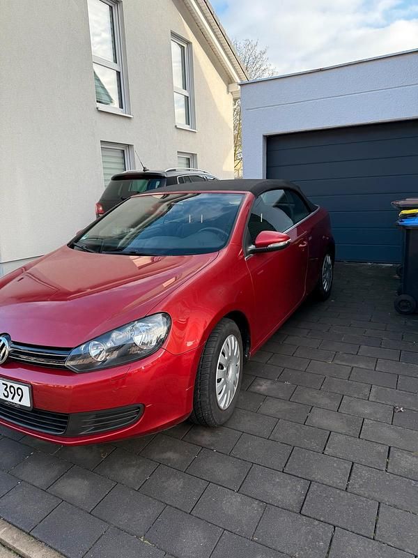 Gebraucht VW Golf Cabriolet 105 PS (77 kW) 2013 Rot Cabrio