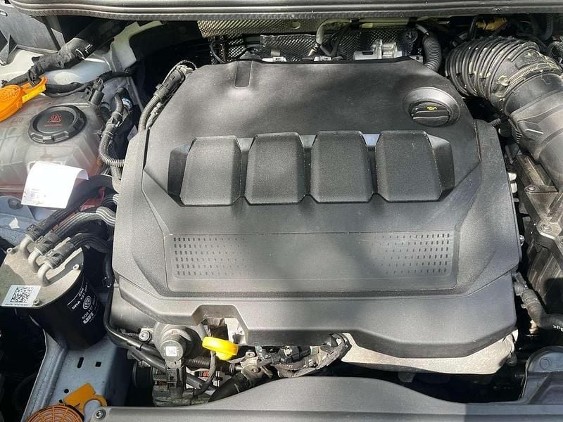 Gebraucht VW Caddy 122 PS (89 kW) 2022 Weiß Van / Kleinbus