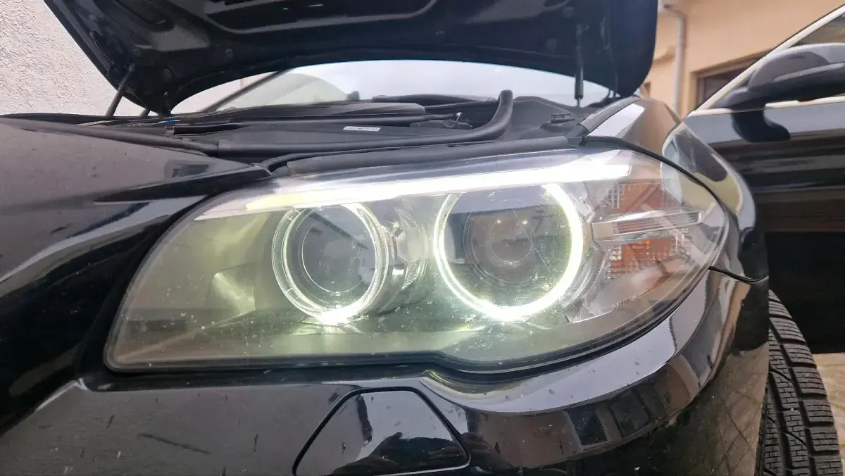 Second-hand BMW 520 184 CP (135 kW) 2013 Negru Break