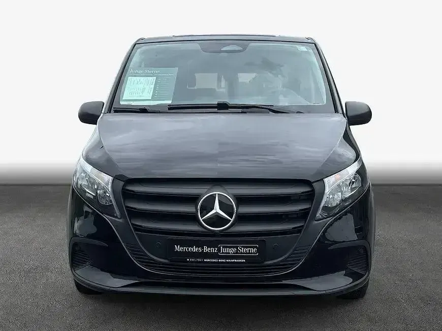Gebraucht Mercedes Vito 163 PS (119 kW) 2025 Schwarz Van