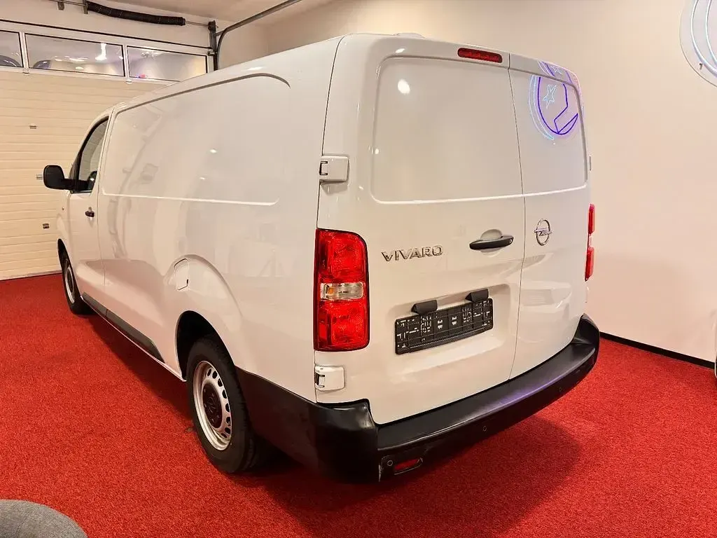 Gebraucht Opel Vivaro-e Combi Edition 144 PS (105 kW) 2024 Weiß Van / Kleinbus