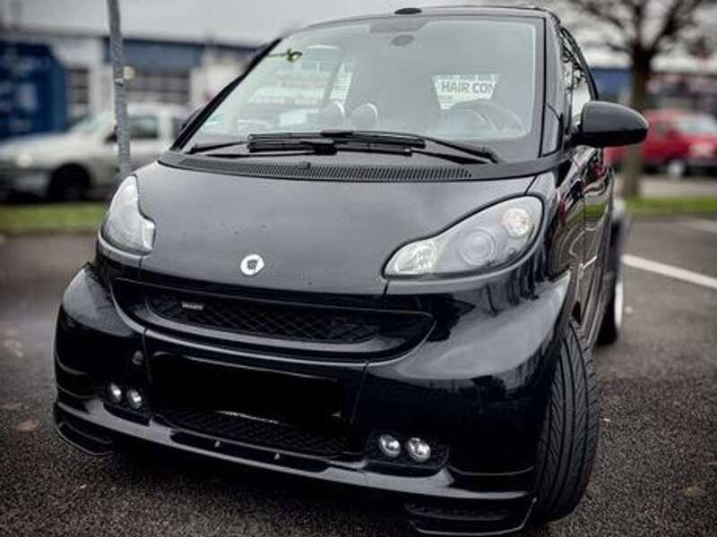 Schwarz Gebraucht 2011 Smart ForTwo Cabrio Brabus Cabrio | 12.900 € (Teuer) - Bild 1/4