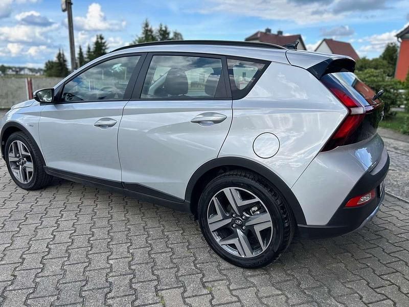 Gebraucht Hyundai Bayon Trend 101 PS (74 kW) 2021 Silber SUV