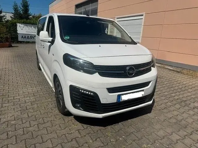 Gebraucht Opel Zafira Life Elegance 177 PS (130 kW) 2021 Weiß Van / Kleinbus