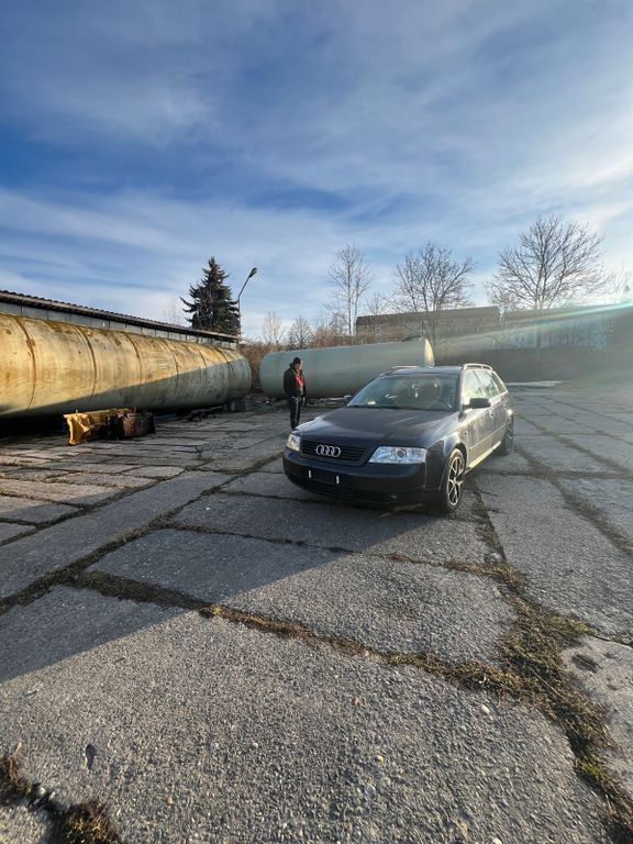 Gebraucht Audi A6 Comfort 165 PS (121 kW) 2001 Blau Kombi