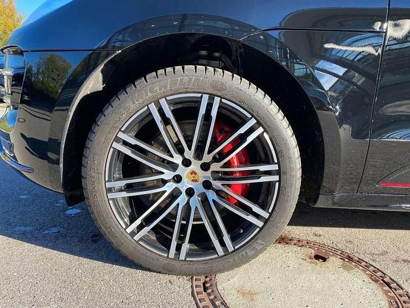 Gebraucht Porsche Macan Turbo Performance Package 441 PS (324 kW) 2018 Schwarz SUV
