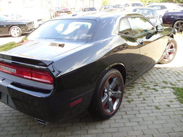 Gebraucht Dodge Challenger 381 PS (280 kW) 2014 Schwarz metallic Coupé
