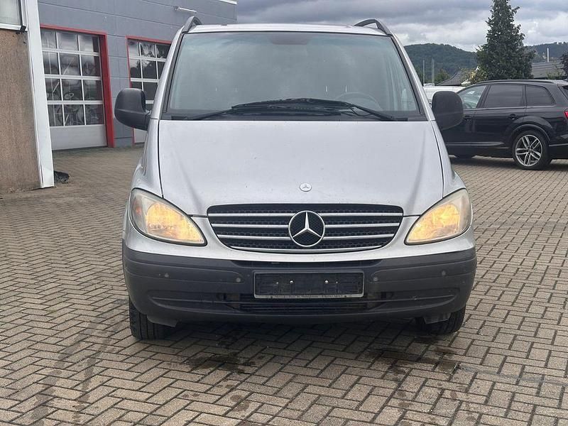 Gebraucht Mercedes Vito 150 PS (110 kW) 2005 Silber Van