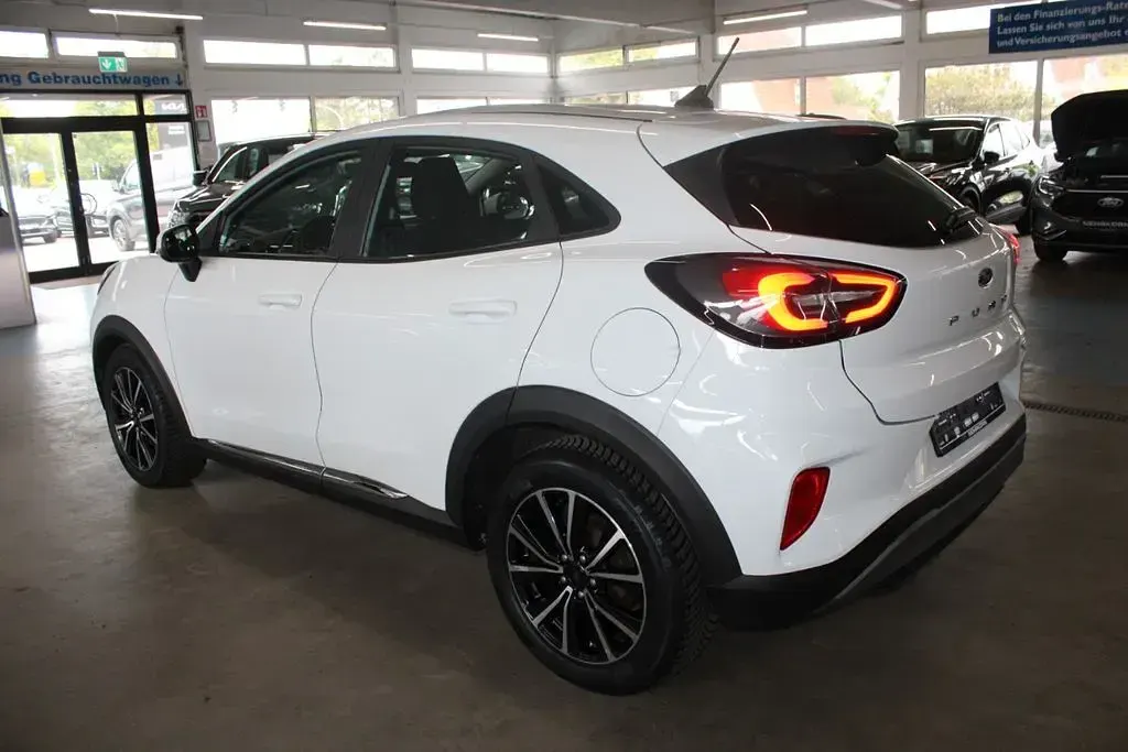 Gebraucht Ford Puma Titanium 125 PS (91 kW) 2022 Weiß SUV