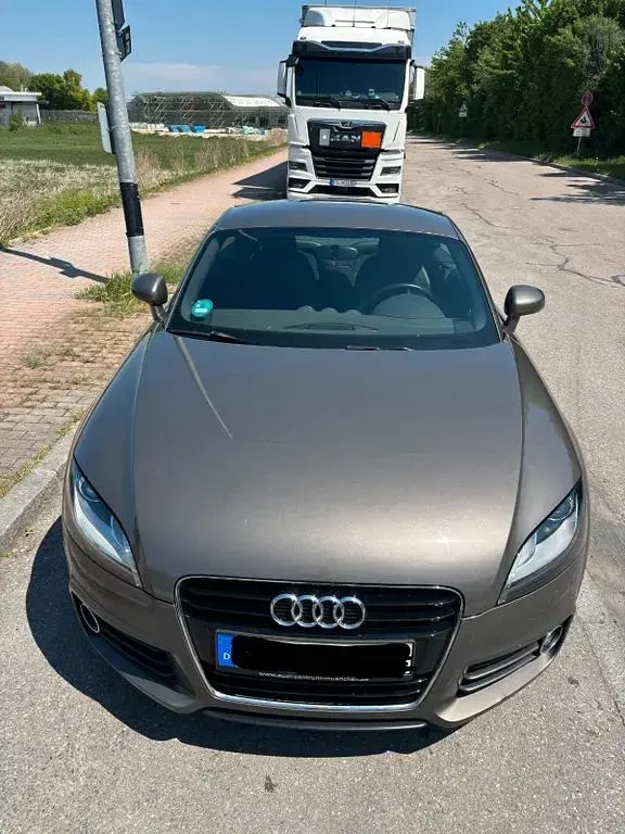 Gebraucht Audi TT Sport 160 PS (117 kW) 2013 Grau Coupé