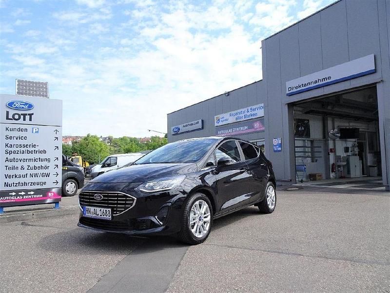 Gebraucht Ford Fiesta Titanium 125 PS (91 kW) 2022 Schwarz metallic Kleinwagen