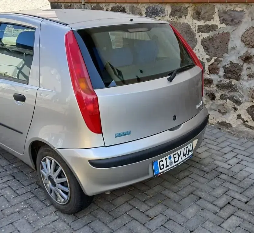 Gebraucht Fiat Punto 60 PS (44 kW) 2001 Silber Kleinwagen